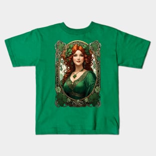 St.Patrick's Day retro vintage Irish woman shamrock design Kids T-Shirt